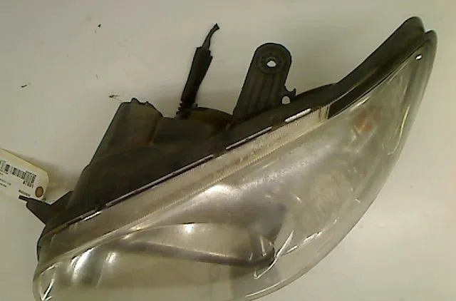 Phare gauche Hyundai GETZ (TB) 1.3 i (2002-2004) occasion