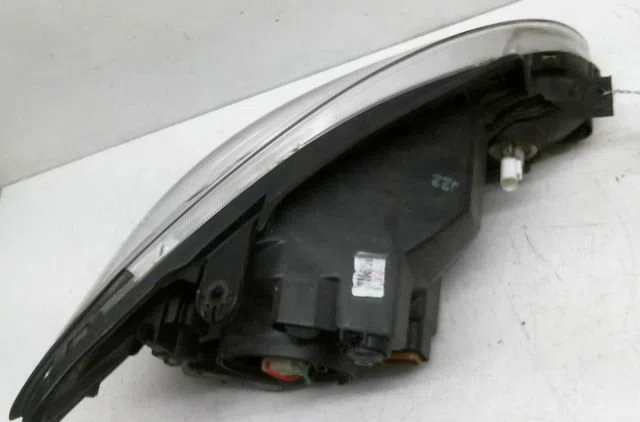 Phare gauche Hyundai GETZ (TB) 1.5 crdi (2003-2005) occasion