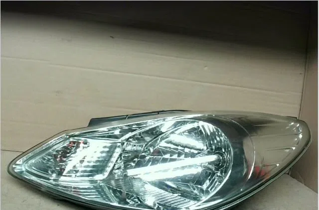 Phare gauche Hyundai I10 I (PA) 1.1 (2011-2013) occasion