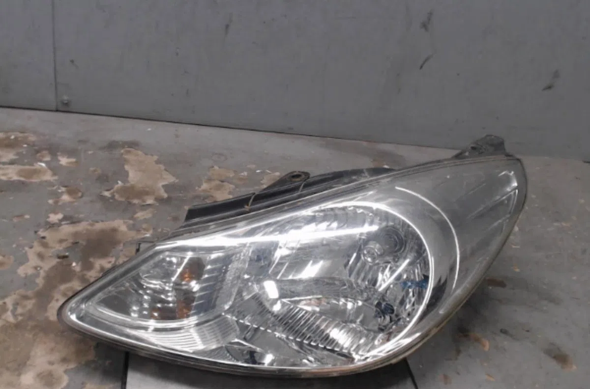 Phare gauche Hyundai I10 I (PA) 1.2 (2011-2013) occasion