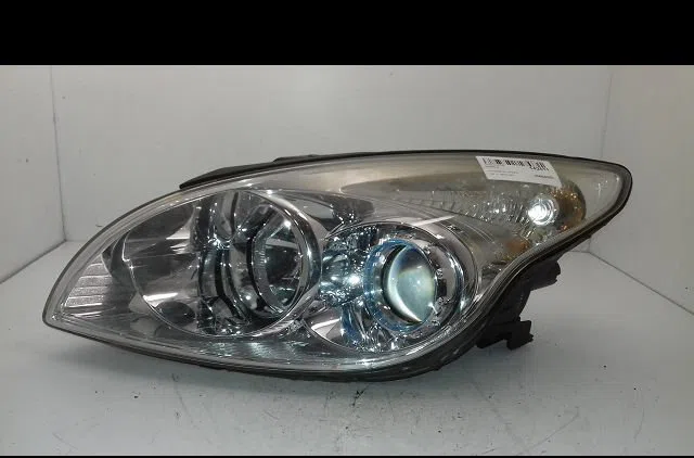 Phare gauche Hyundai I30 (FD) 1.6 crdi (2007-2011) occasion