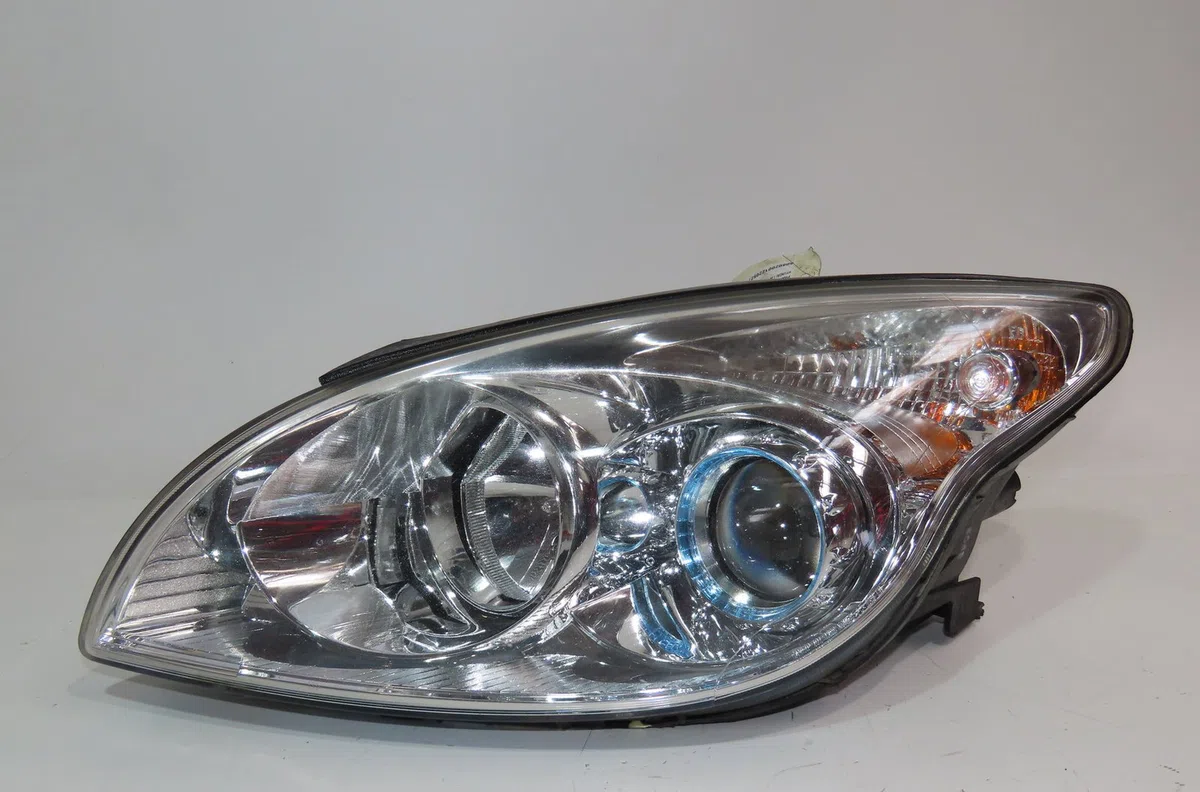 Phare gauche Hyundai I30 (FD) 1.6 crdi (2007-2011) occasion