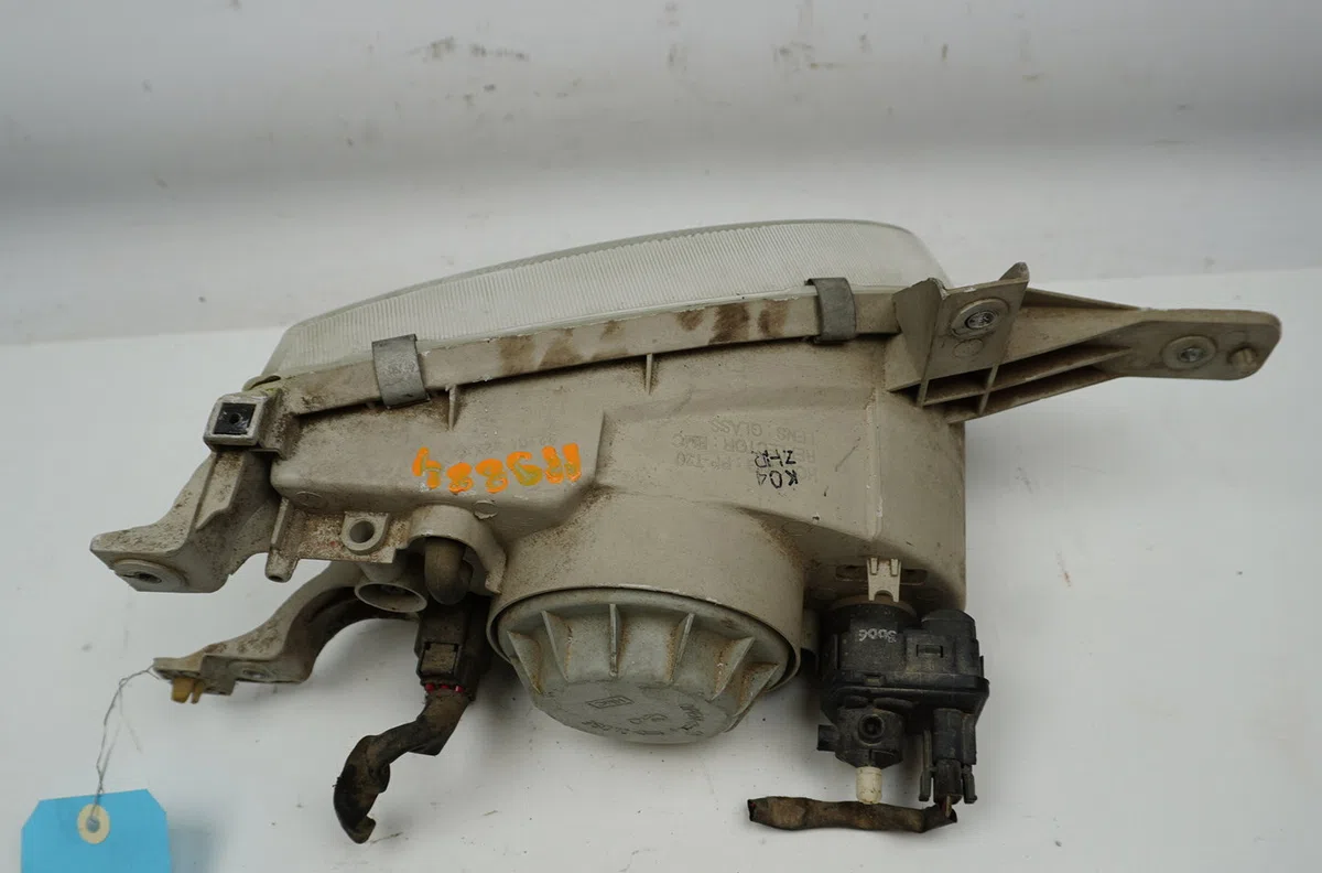 Phare gauche Hyundai PONY I (X-3) 1.3 i 12v (1994-2000) occasion