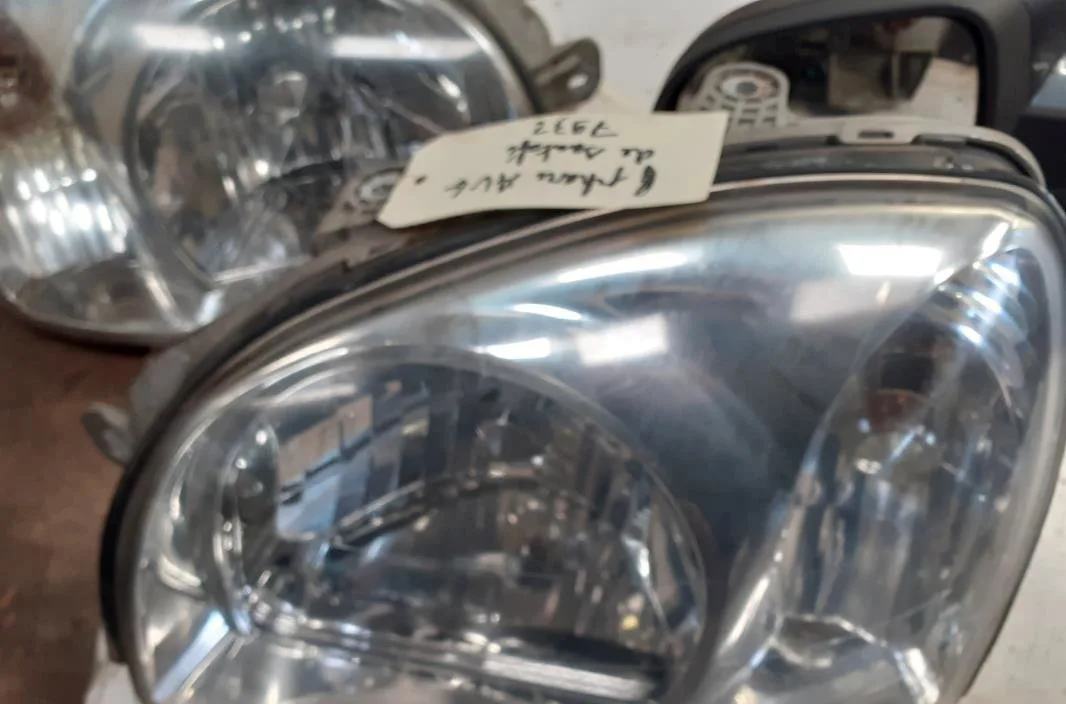 Phare gauche Hyundai SANTA FÉ I (SM) 2.0 crdi 4x4 (2003-2006) occasion