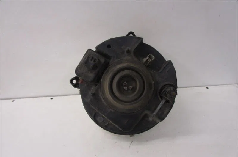 Phare gauche Jeep CHEROKEE (KJ) 2.5 crd 4x4 (2001-2008) occasion