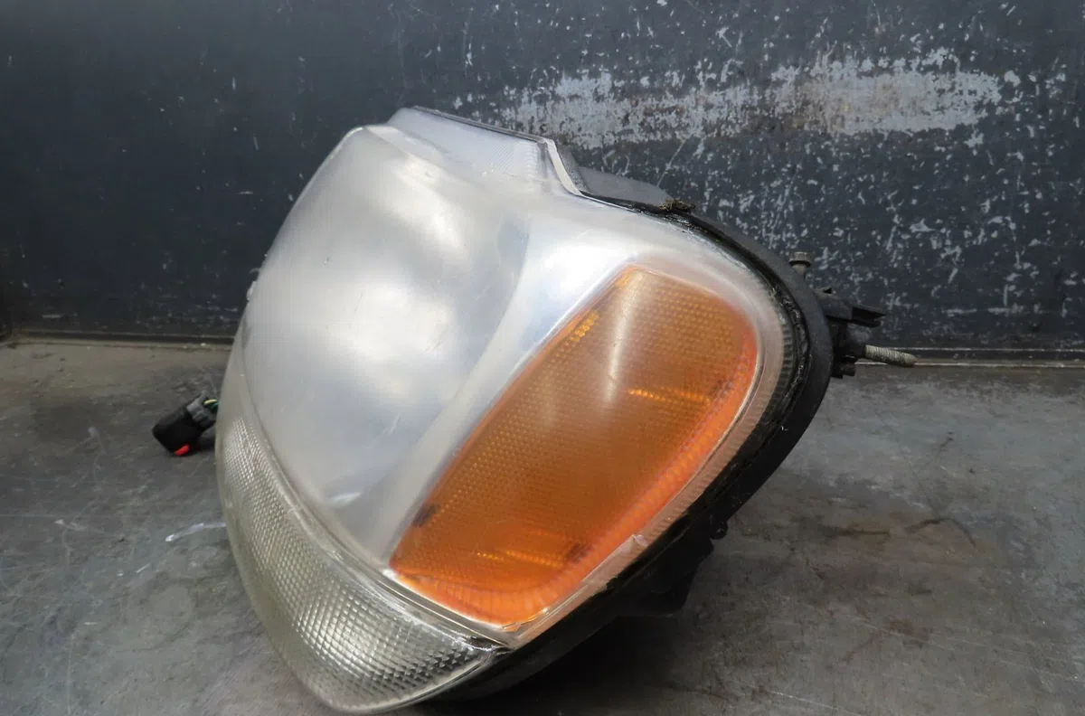 Phare gauche Jeep GRAND CHEROKEE II (WJ, WG) 4.0 4x4 (1999-2005) occasion