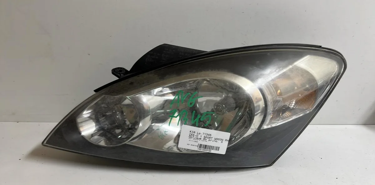 Phare gauche Kia CEE'D SW (ED) 1.6 crdi 115 (2007-2012) occasion