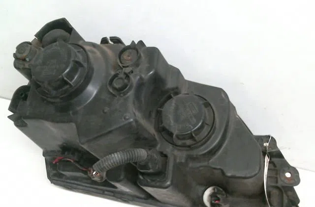 Phare gauche Kia SORENTO I (JC) 2.5 crdi (2006-2011) 5 portes occasion