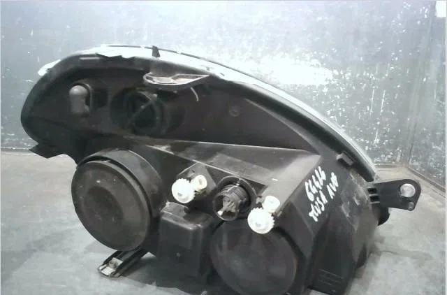 Phare gauche Lancia MUSA (350_) 1.9 d multijet (350.axc1a) (2004-2012) occasion