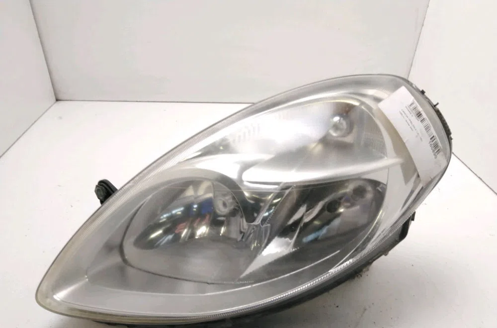 Phare gauche Lancia YPSILON (843_) 1.4 16v (843.axc11, 843.axc1b, 843.axc1a) (2003-2011) occasion