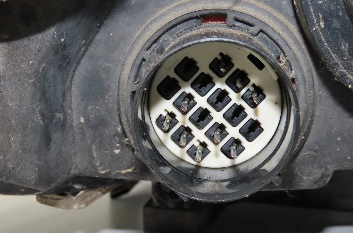 Phare gauche Land rover FREELANDER 2 (L359) 2.2 td4 4x4 (2006-2014) occasion