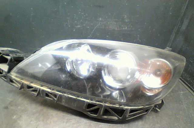 Phare gauche MAZDA 3 2004 occasion
