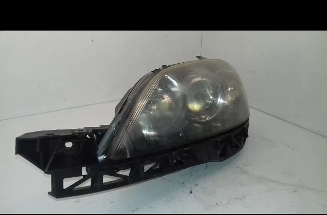 Phare gauche Mazda 3 (BK) 1.3 (bk14) (2003-2009) occasion