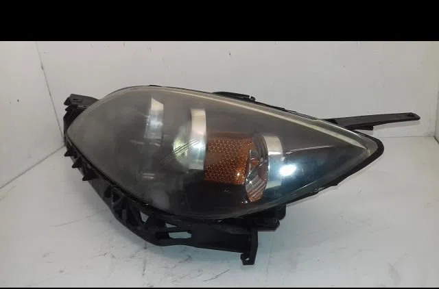Phare gauche Mazda 3 (BK) 1.3 (bk14) (2003-2009) occasion