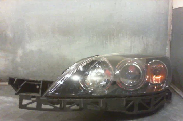 Phare gauche Mazda 3 (BK) 1.6 di turbo (2004-2009) occasion