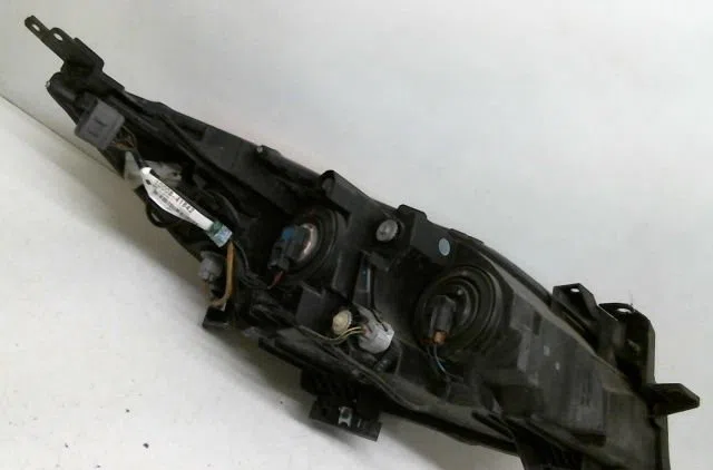 Phare gauche Mazda 3 (BL) 1.6 mzr (bl14) (2008-2014) occasion