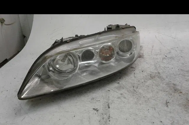 Phare gauche Mazda 6 Hatchback (GG) 1.8 (2002-2007) 5 portes occasion