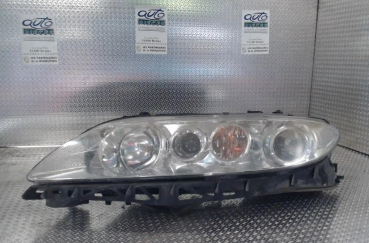 Phare gauche Mazda 6 Hatchback (GG) 2.0 di (gg14) (2002-2007) occasion
