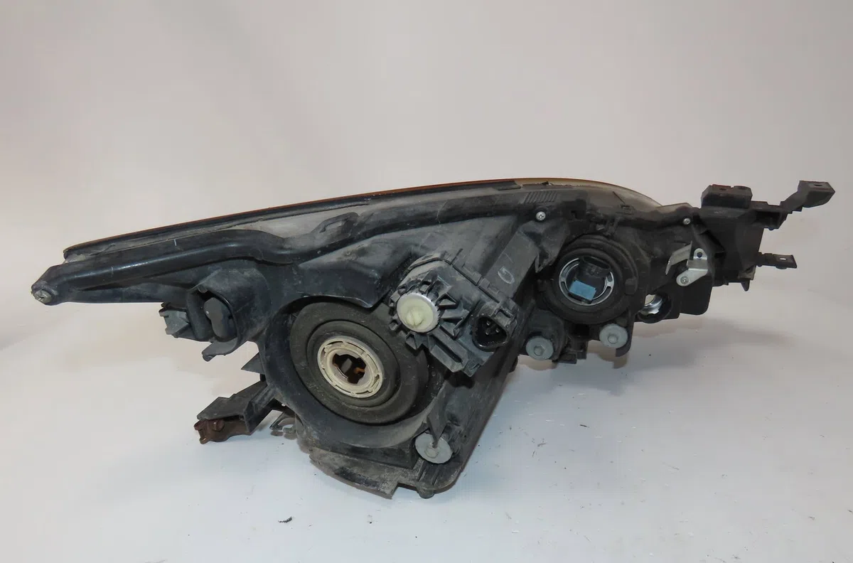 Phare gauche Mazda 6 Hatchback (GH) 2.2 d (gh10) (2010-2012) occasion