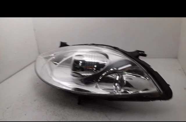 Phare gauche Mercedes-benz CLASSE A (W169) A 180 (169.032, 169.332) (2009-2012) occasion