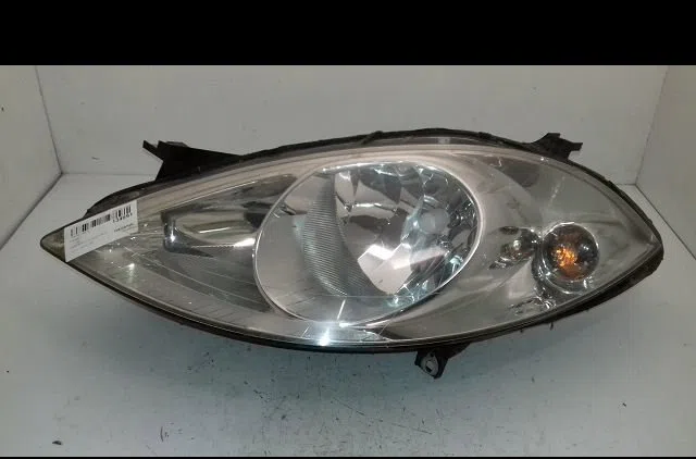 Phare gauche Mercedes-benz CLASSE A (W169) A 200 (169.033, 169.333) (2004-2012) occasion