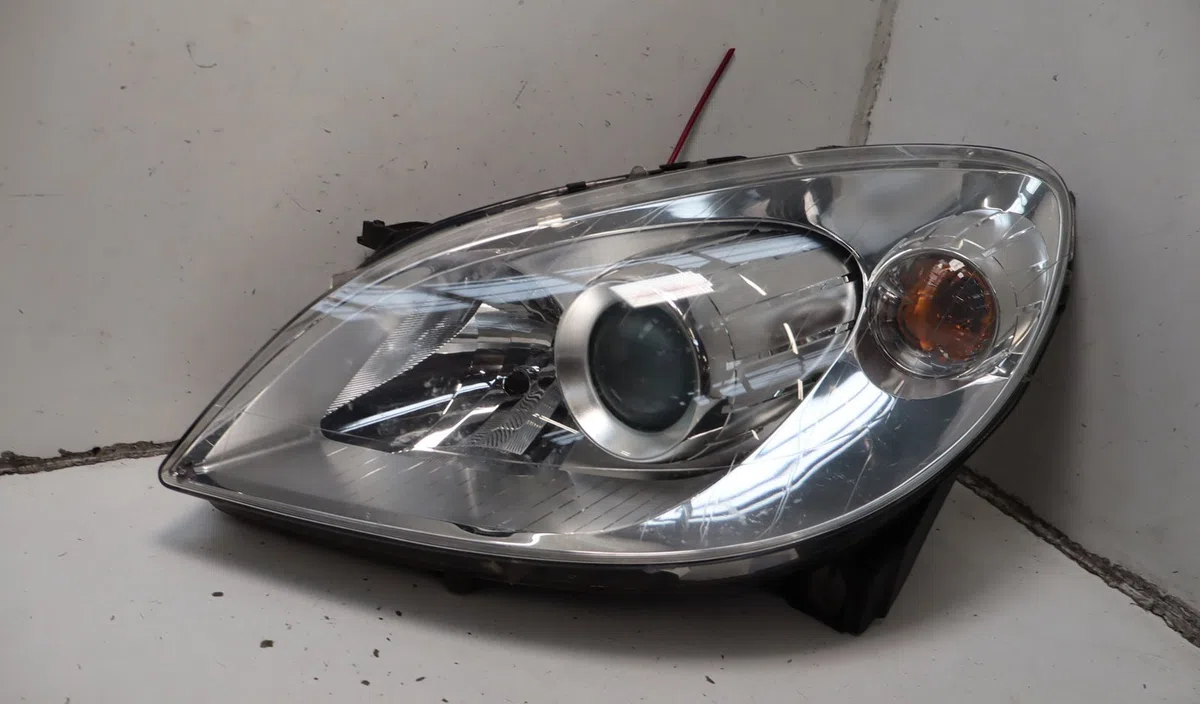 Phare gauche Mercedes-benz CLASSE B Sports Tourer (W245) B 170 (245.232) (2005-2011) occasion