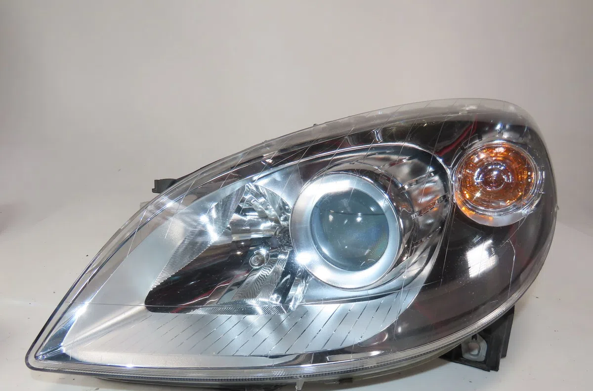Phare gauche Mercedes-benz CLASSE B Sports Tourer (W245) B 200 cdi (245.208) (2005-2011) occasion