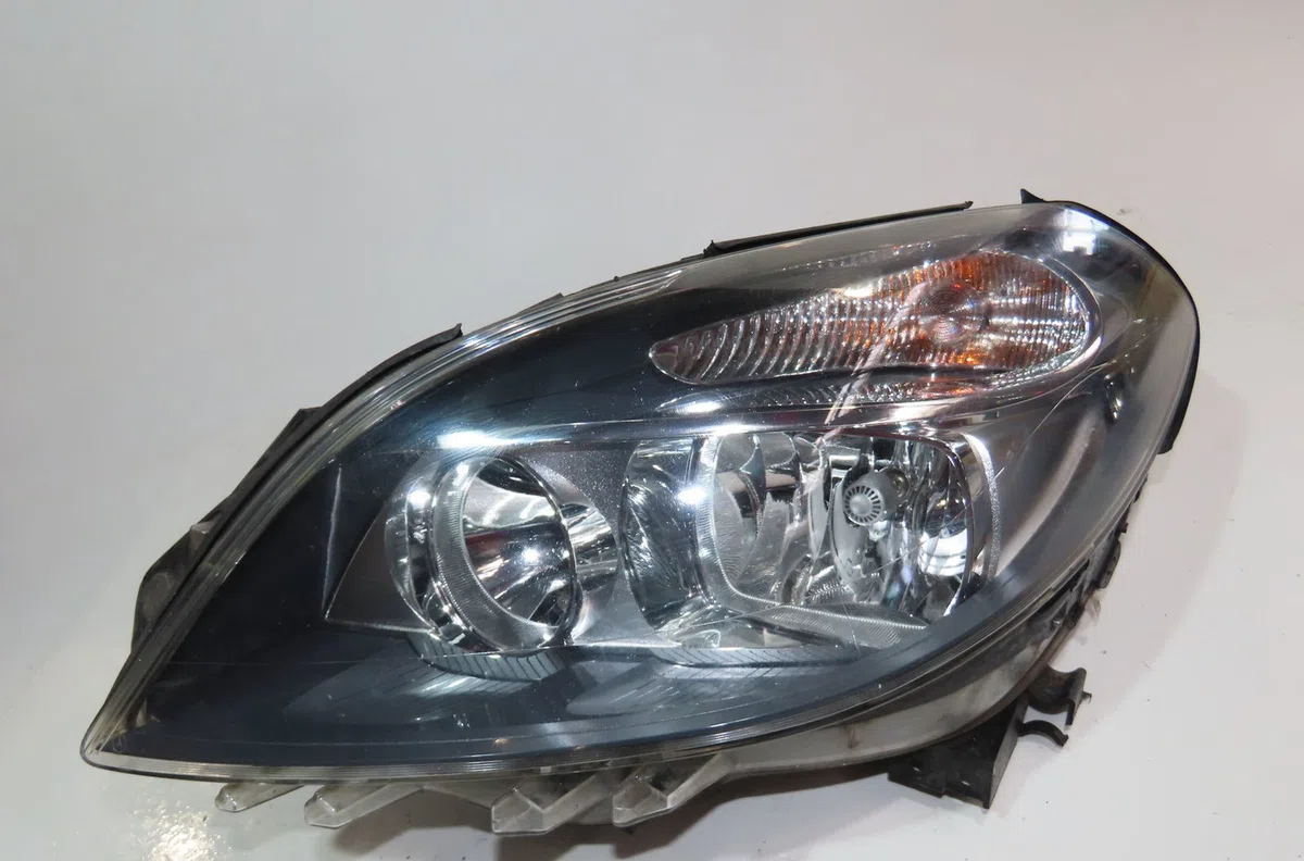 Phare gauche Mercedes-benz CLASSE B Sports Tourer (W246, W242) B 180 cdi (246.200) (2011-2014) occasion