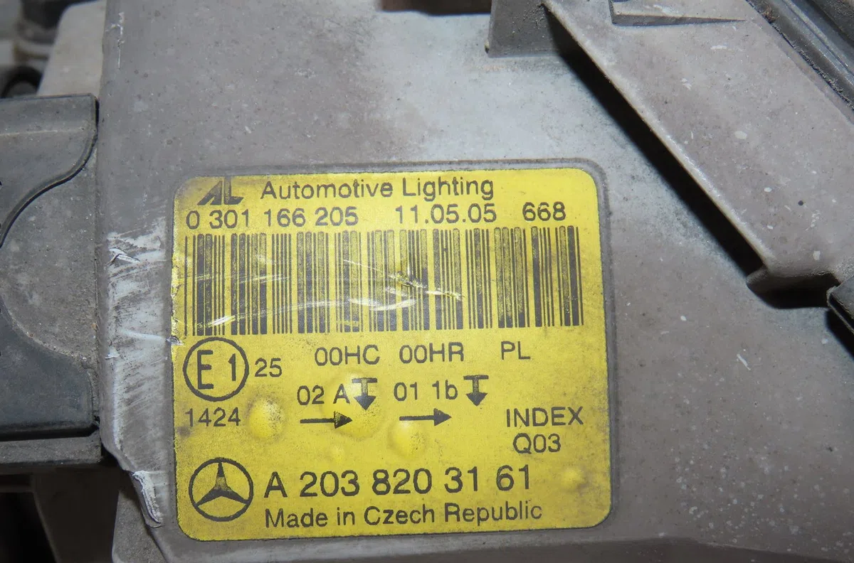 Phare gauche Mercedes-benz CLASSE C (W203) C 220 cdi (203.008) (2003-2007) occasion