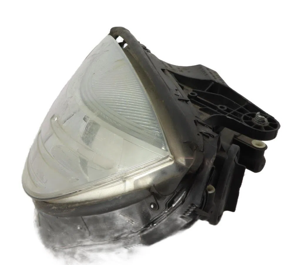 Phare gauche Mercedes-benz CLASSE C (W204) C 200 cdi (204.007, 204.006) (2007-2009) occasion