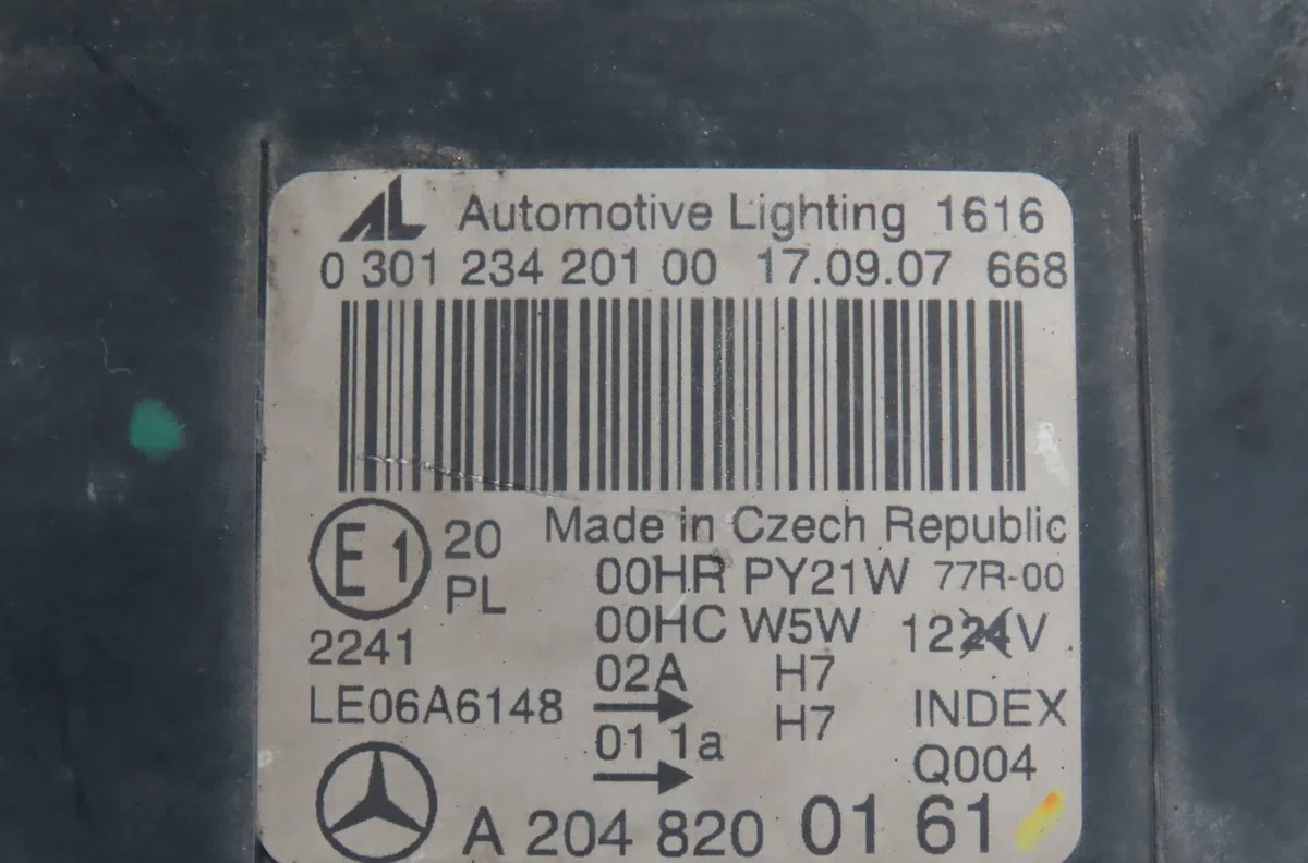 Phare gauche Mercedes-benz CLASSE C (W204) C 200 cdi (204.007, 204.006) (2007-2009) occasion