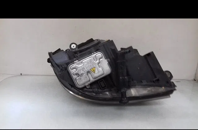 Phare gauche Mercedes-benz CLASSE C (W204) C 220 cdi (204.008) (2007-2008) 4 portes occasion
