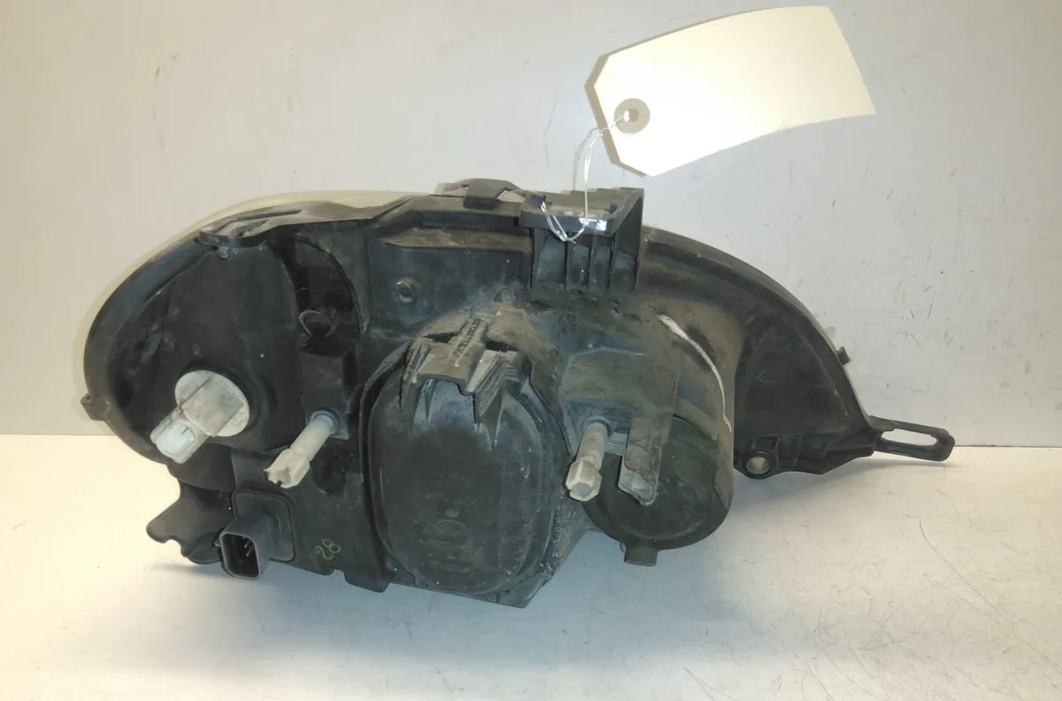 Phare gauche Mercedes-benz CLASSE M (W163) Ml 500 (163.175) (2001-2005) occasion