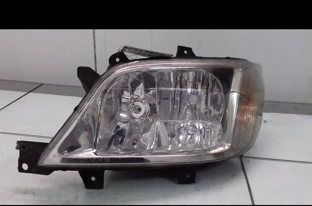 Phare gauche Mercedes-benz SPRINTER 3-t Camionnette (B903) 308 cdi (903.661, 903.662, 903.663) (2000-2006) occasion