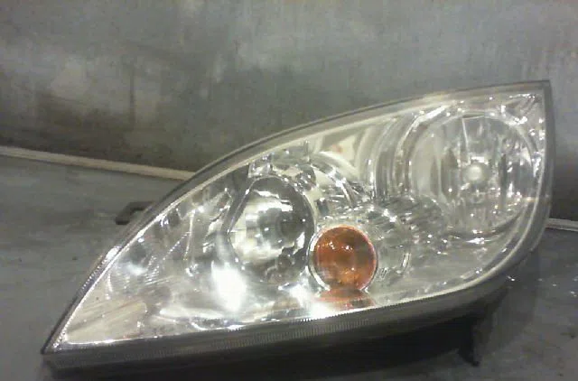 Phare gauche MITSUBISHI COLT 2007 occasion