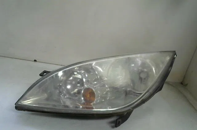 Phare gauche Mitsubishi COLT VI (Z3_A, Z2_A) 1.3 (z21a) (2004-2012) occasion