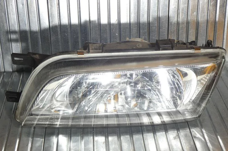 Phare gauche NISSAN ALMERA 1 PHASE 2 occasion
