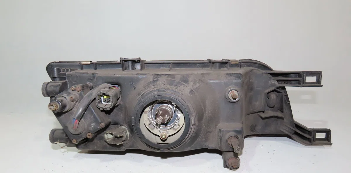 Phare gauche NISSAN ALMERA I occasion