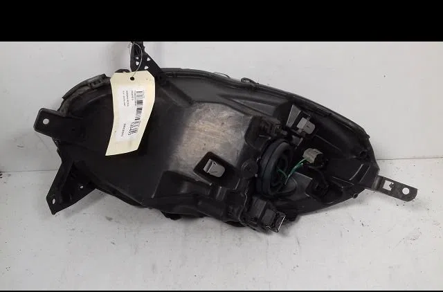 Phare gauche Nissan MICRA III (K12) 1.4 16v (2003-2010) occasion
