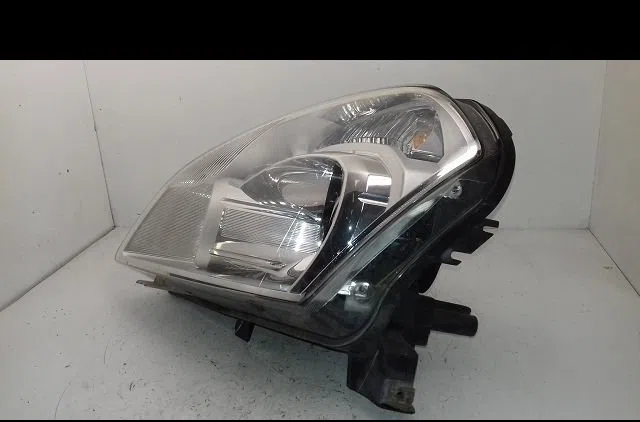 Phare gauche Nissan QASHQAI - QASHQAI 2 I (J10, NJ10, JJ10E) 1.5 dci (2010-2013) 5 portes occasion