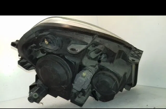 Phare gauche Nissan QASHQAI - QASHQAI 2 I (J10, NJ10, JJ10E) 1.5 dci (2010-2013) occasion