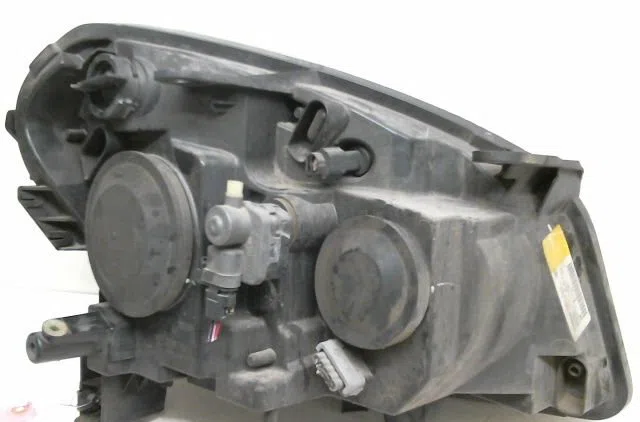 Phare gauche Nissan QASHQAI - QASHQAI 2 I (J10, NJ10, JJ10E) 2.0 dci (2007-2013) occasion