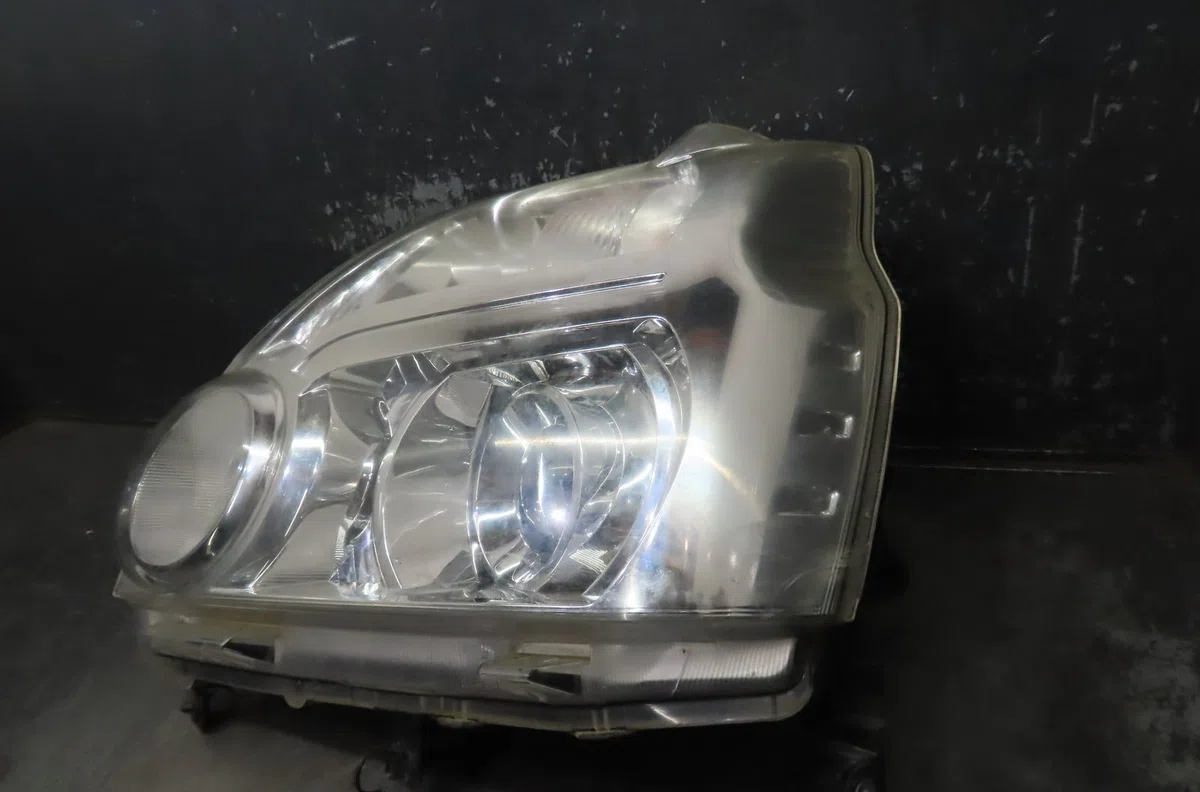 Phare gauche Nissan X-TRAIL II (T31) 2.0 dci 4x4 (2007-2013) occasion