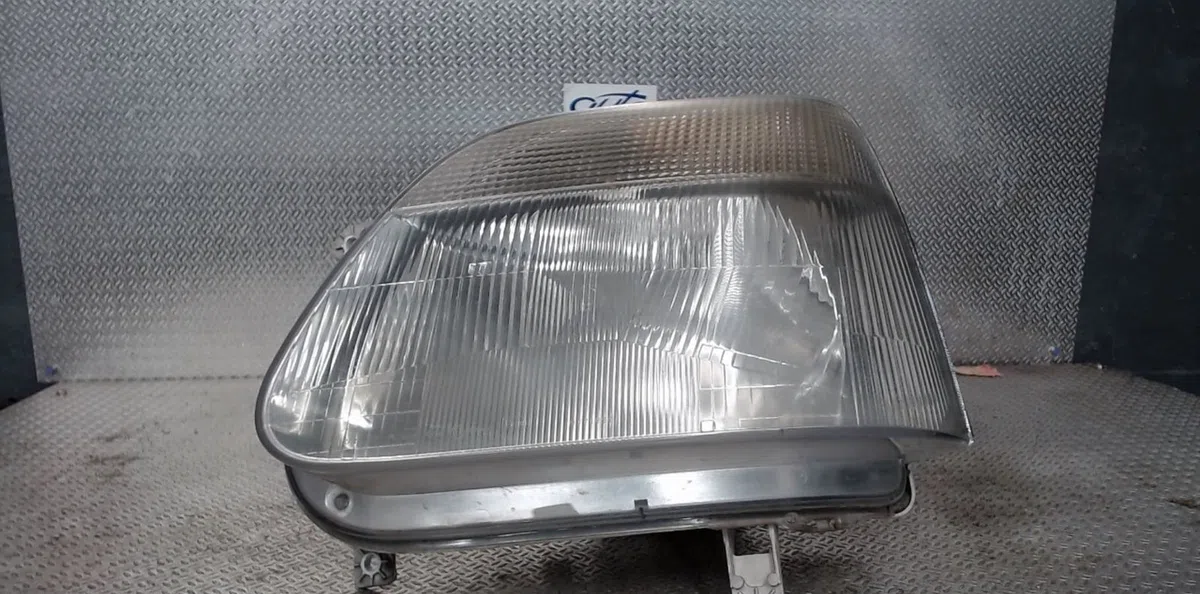 Phare gauche Opel AGILA (A) (H00) 1.0 12v (f68) (2000-2007) occasion