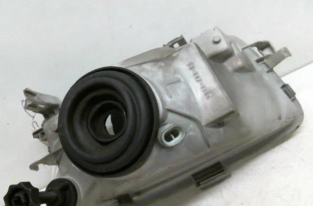 Phare gauche Opel ASTRA F 3-5 portes (T92) 1.7 d (f08, m08, f68, m68) (1991-1992) occasion