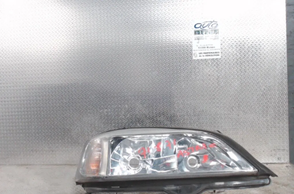 Phare gauche Opel ASTRA G 3-5 portes (T98) 1.6 (f08, f48) (1998-2000) occasion