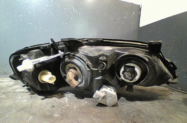 Phare gauche Opel ASTRA G 3-5 portes (T98) 2.0 di (f08, f48) (1998-2005) occasion