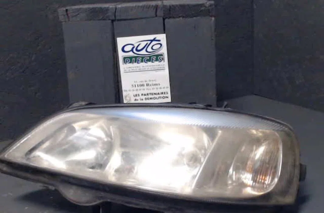 Phare gauche Opel ASTRA G 3-5 portes (T98) 2.0 di (f08, f48) (1998-2005) occasion