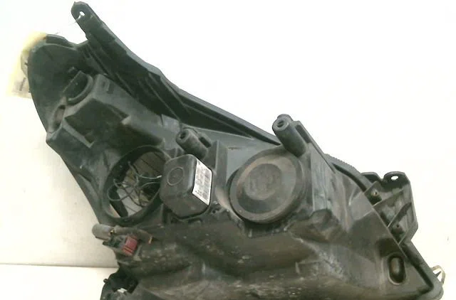 Phare gauche Opel ASTRA H (A04) 1.8 (l48) (2004-2010) occasion