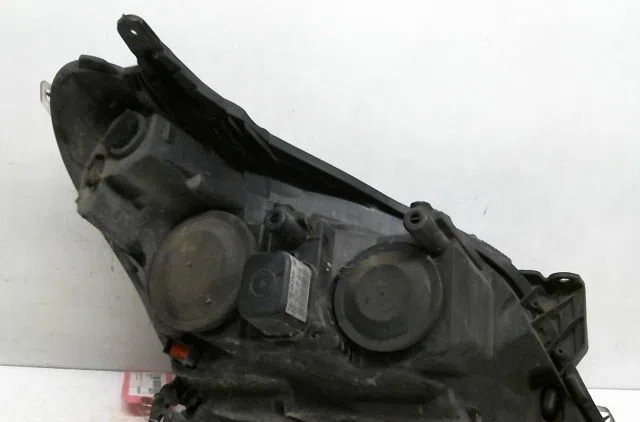 Phare gauche Opel ASTRA H GTC (A04) 1.7 cdti (l08) (2005-2010) 3 portes occasion